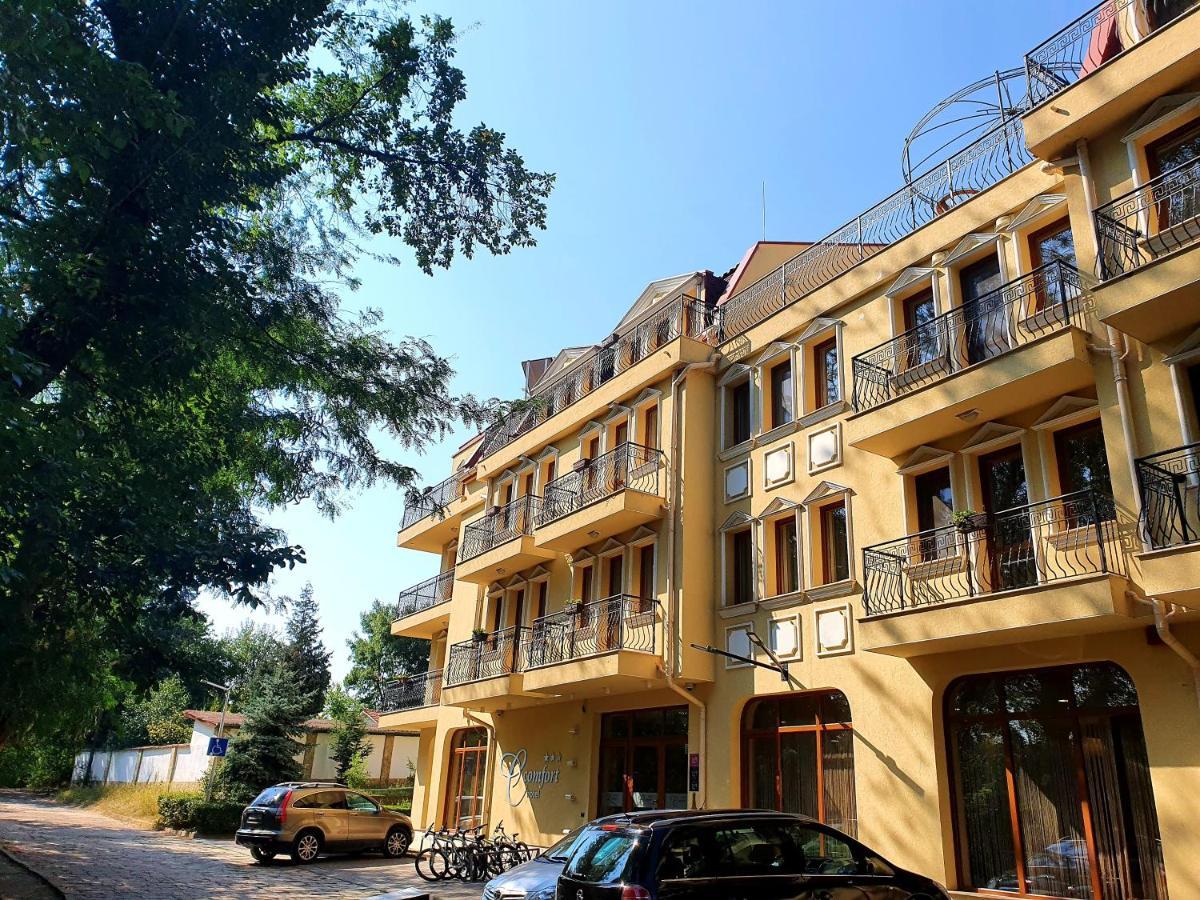 C Comfort Hotel & Wellness Хисаря Экстерьер фото