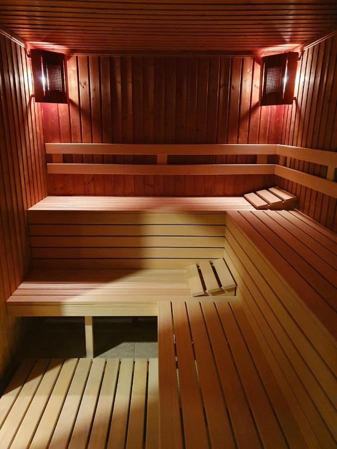C Comfort Hotel & Wellness Хисаря Экстерьер фото