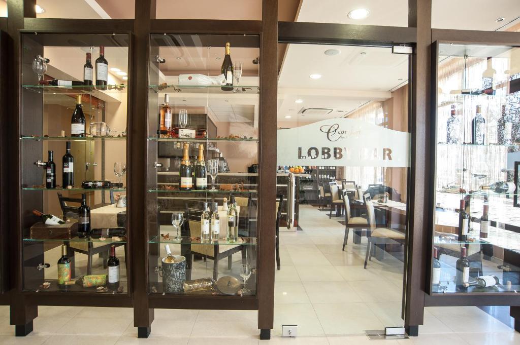 C Comfort Hotel & Wellness Хисаря Экстерьер фото