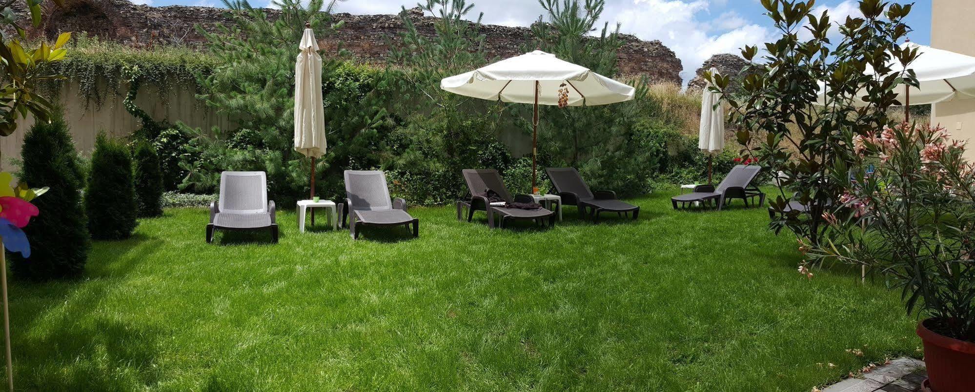 C Comfort Hotel & Wellness Хисаря Экстерьер фото